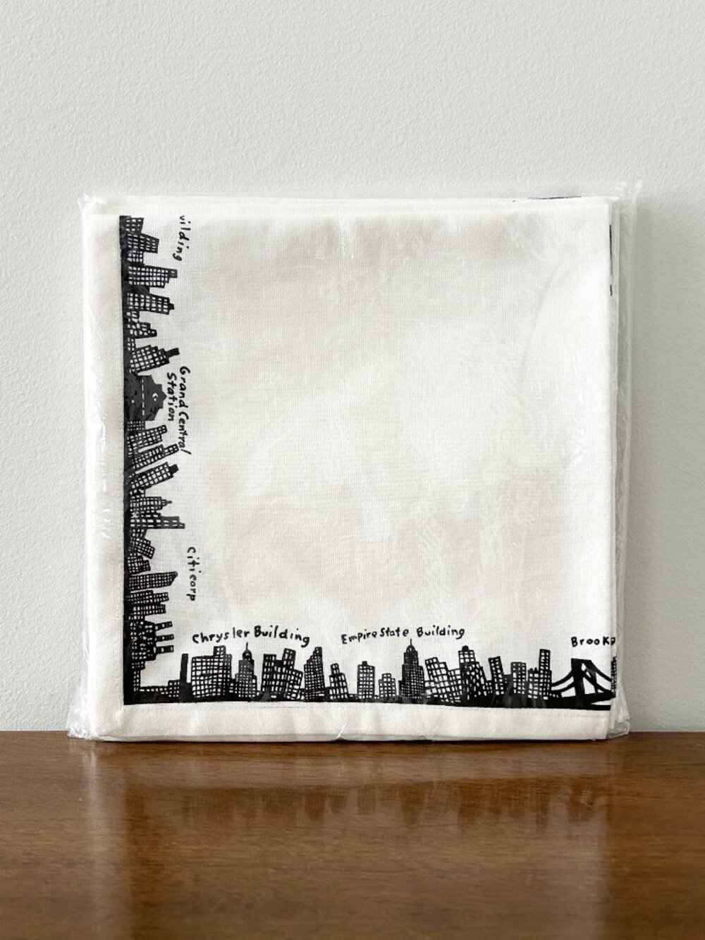 4 FISHS EDDY 212 New York Skyline Napkins 20” Large Cotton Vtg Twin Towers NIP